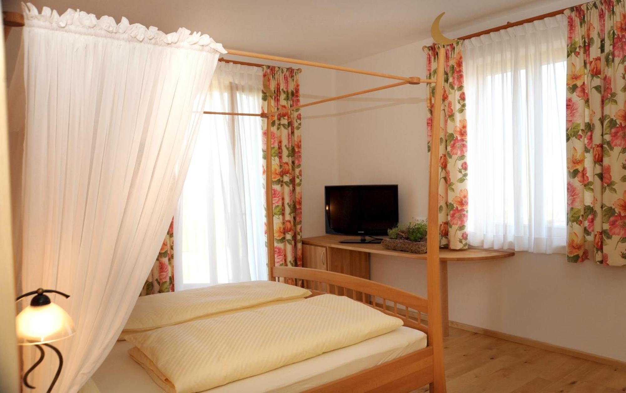 Naturhotel Goldene Zeit Georgenberg Exteriör bild