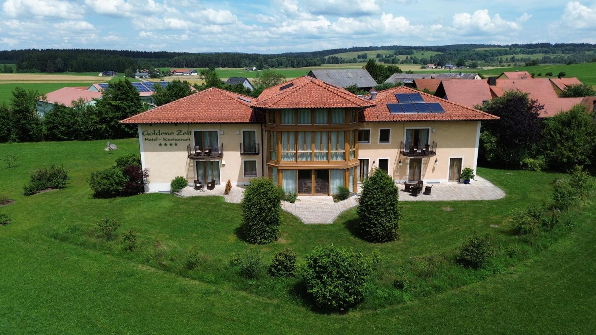 Naturhotel Goldene Zeit Georgenberg Exteriör bild